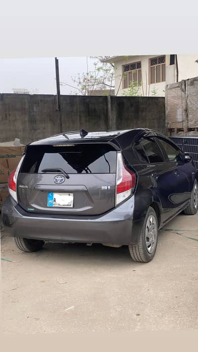 Toyota Aqua 2015 model 18 import