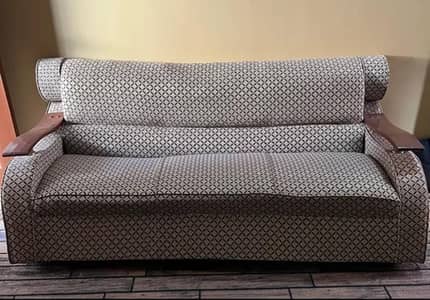 5 Seater sofa with table