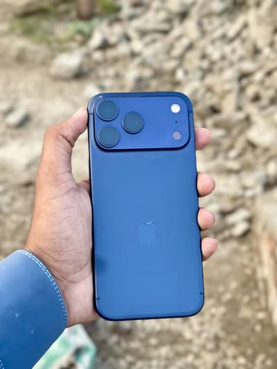 iPhone 17 Pro Max Blue Jv| 100% Battery Health | 61 Cycle