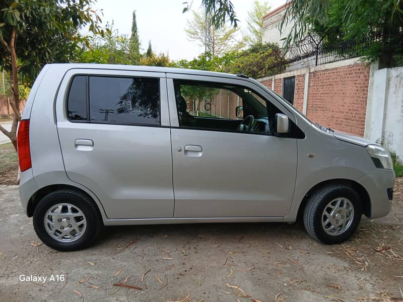 Wagnor AGS 2022 model  Automatic  BUMPER TO BUMPER IN ORGNAL PAINT GA 7