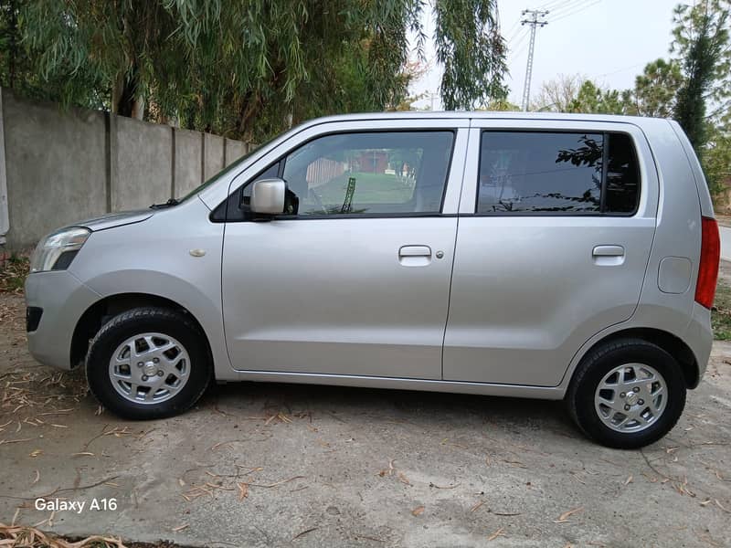 Wagnor AGS 2022 model  Automatic  BUMPER TO BUMPER IN ORGNAL PAINT GA 10