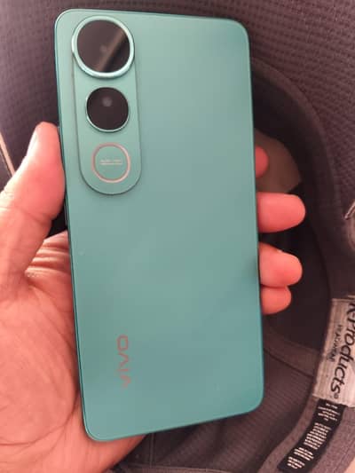 vivo v50 lite silk green