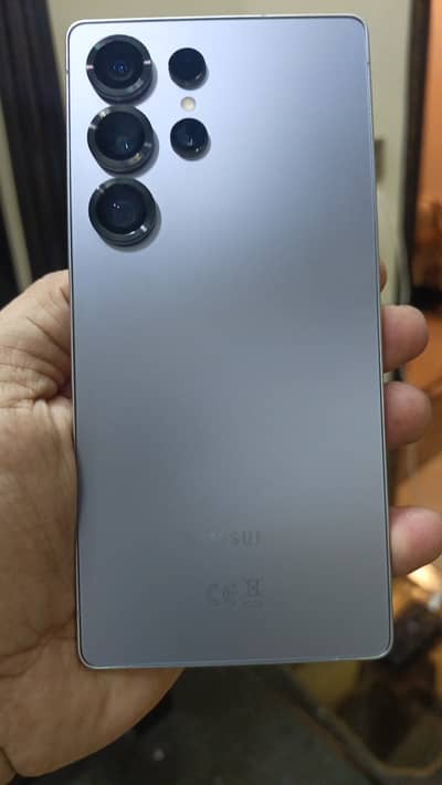 Samsung S25 ultra in mint condition