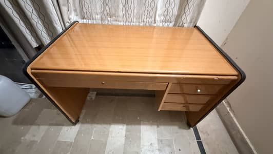 Office table used