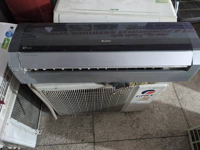 Gree Inverter AC 2 Ton  Total Genion