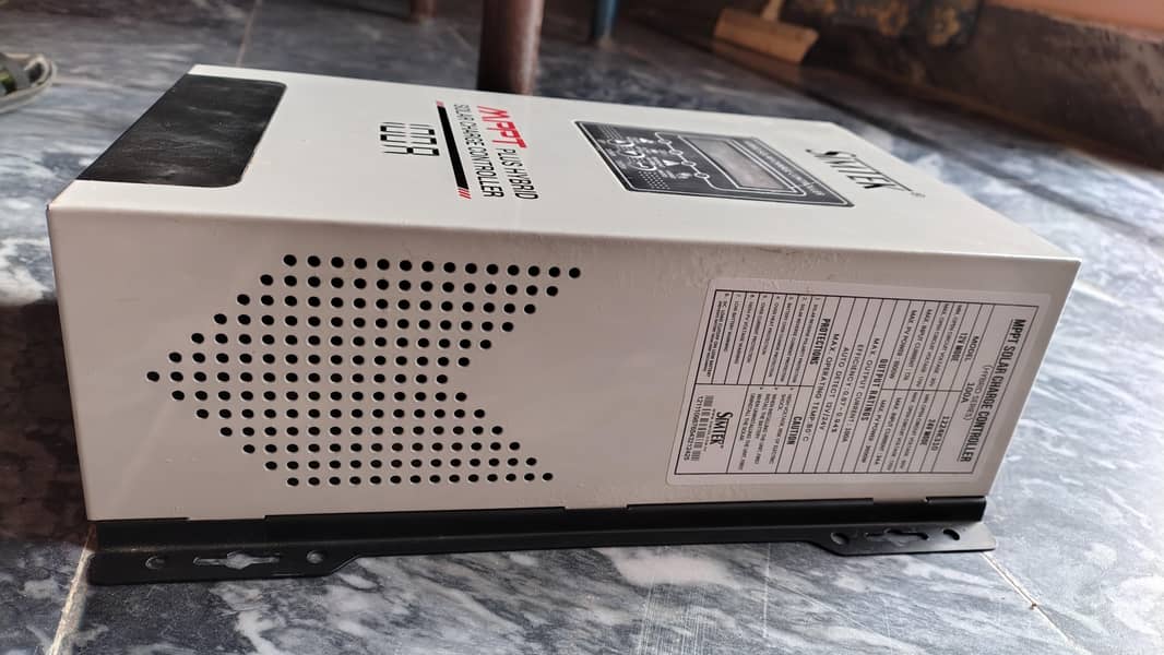 Simtek 100A Mppt solar controller 5