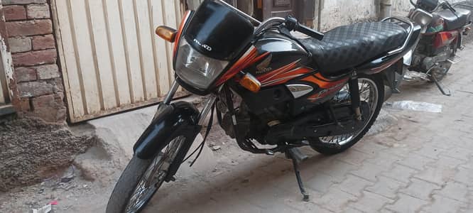 Honda CD 100  pridor