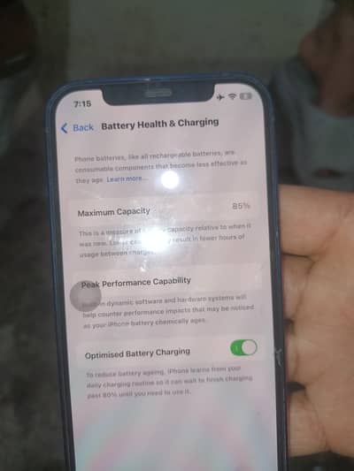 I am salling my iphone 12 back crack all ok