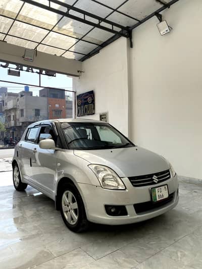 Suzuki Swift DLX