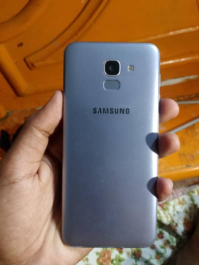 Samsung J6
