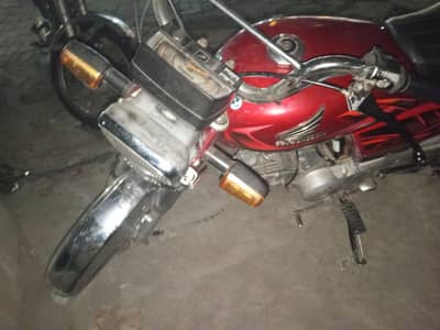 bike jis ko cahaeuah Wohi rabta kry