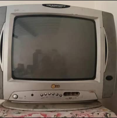 LG tv in good condition
