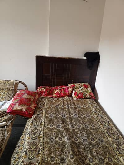Single Bed with Mattress for on reasonable price