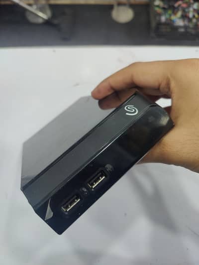 Seagate Backup Plus Hub external desktop hard drive. 6 TB