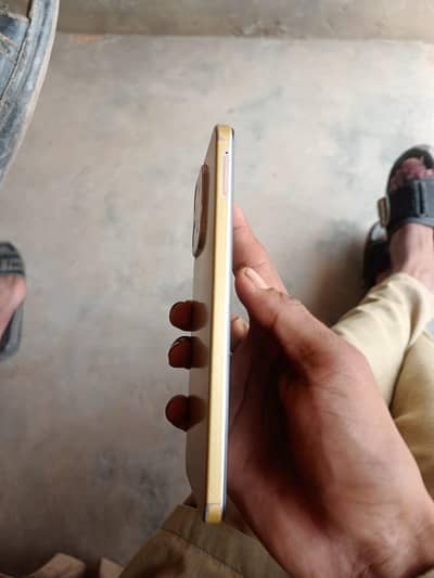 vivo y28 8plus8 128 gb