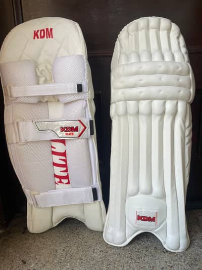 Premium quality cricket pads