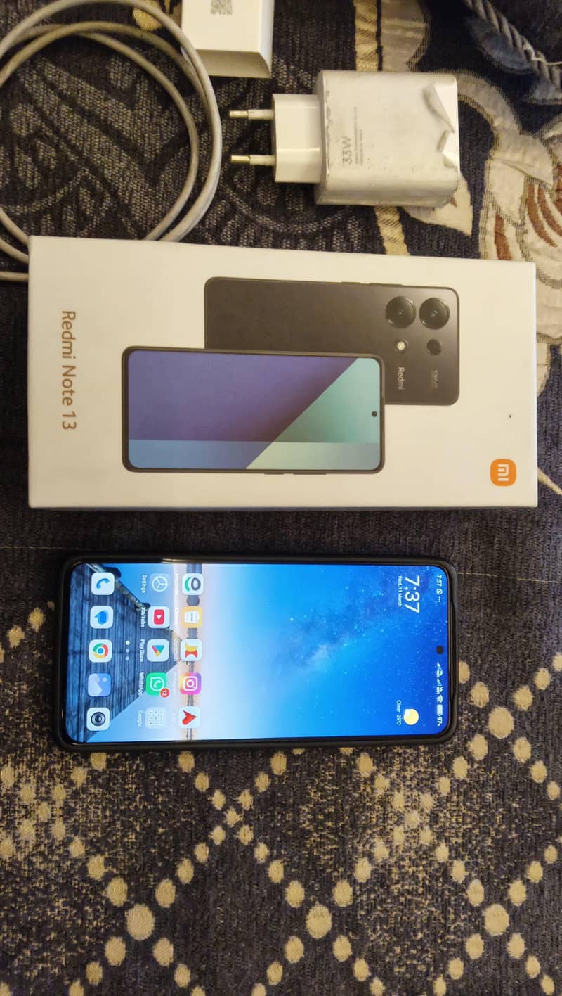 Redmi Note 13 open box 3