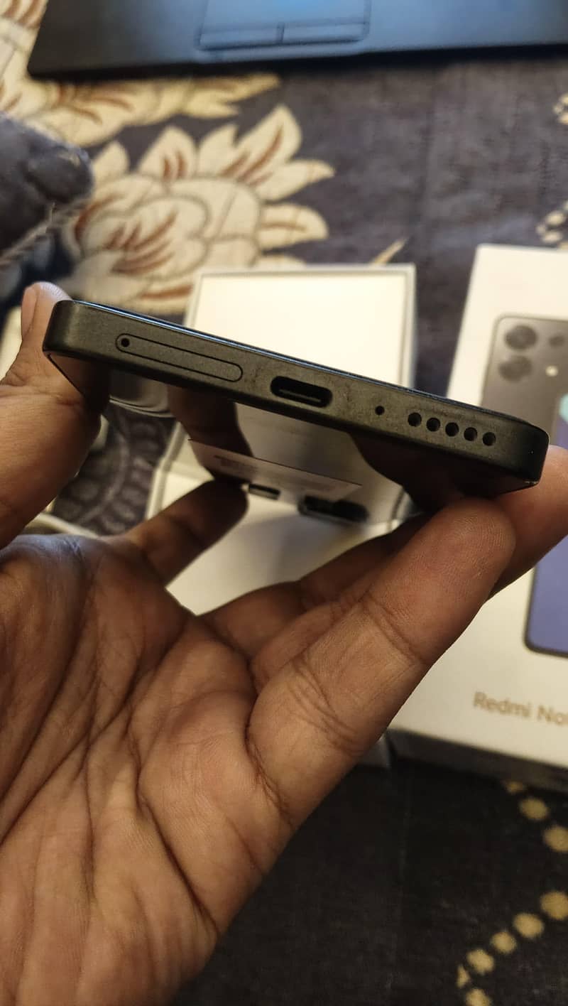 Redmi Note 13 open box 5