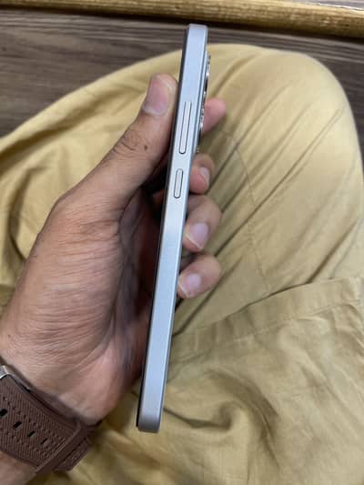 10 by 10 condition pls serious by contect me 03136991771