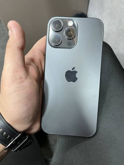 iPhone 16 Pro Max Black Titanium JV