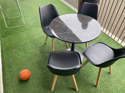 Selling following items, dining table,console table,Rugs