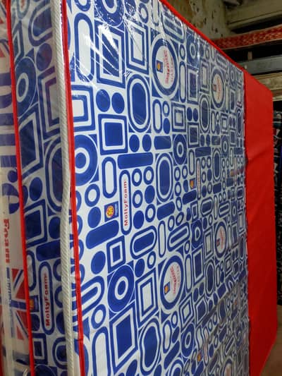Molty foam Display mattress best offer high quality 50%off