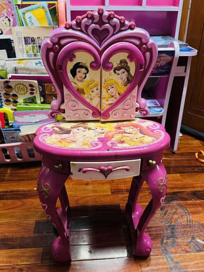 Dressing table with light