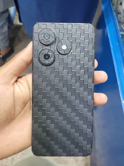 Tecno spark 20c 4 128gb