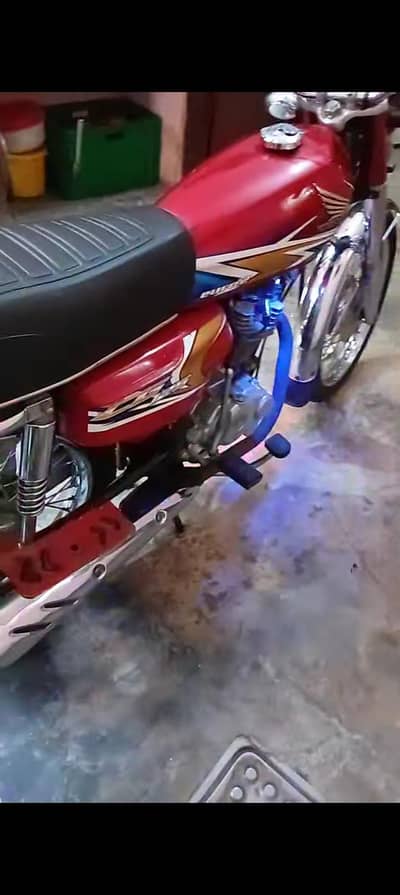 Honda Bike 125 Red new condition