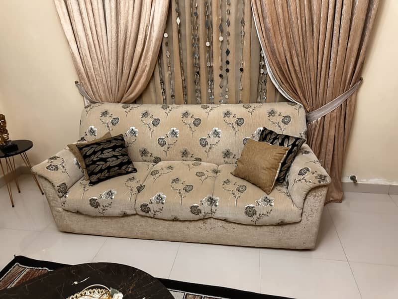 Sofa set with centre table 0