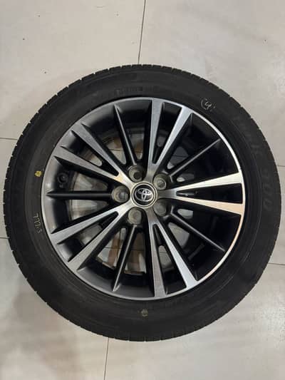 Altis Grande 2 Orignal Rims with tyres