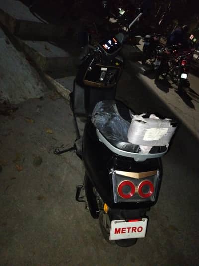 Metro M6 Electric Scooter