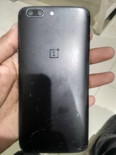 one plus. 5 8GB rom 128GB memory