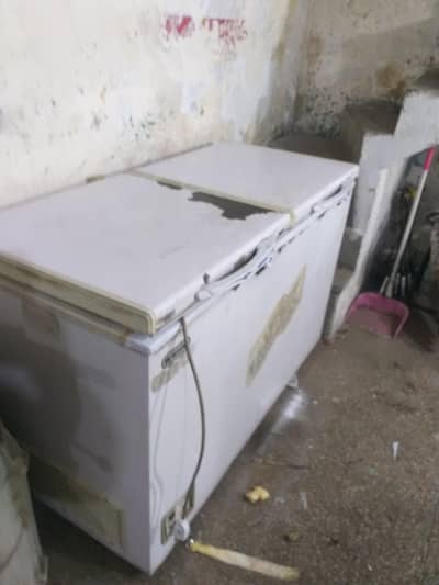 waves double door deep freezer