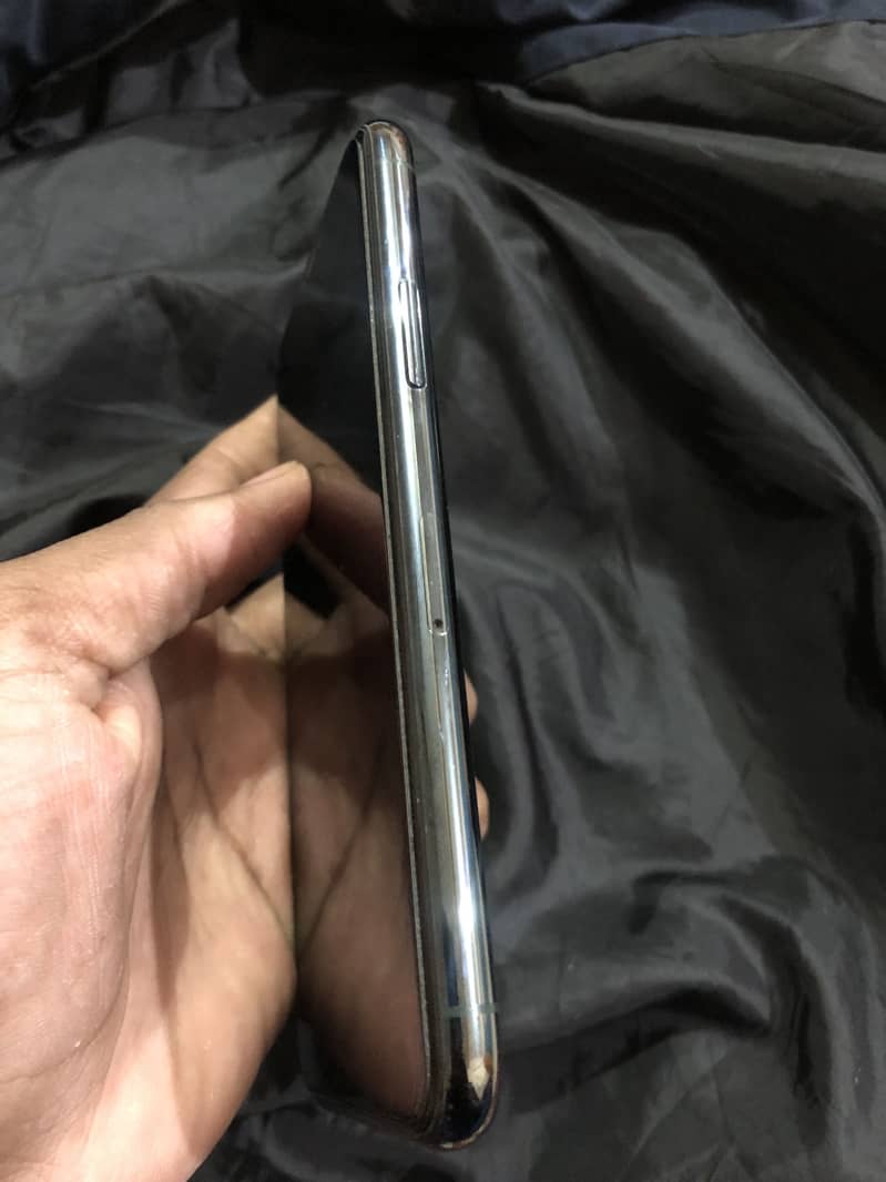Iphone 11 pro 6