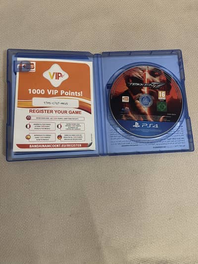Ps 4 Takken 7 condition new 9/10 All working free 100 points