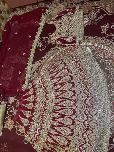 Bridal dresses used only 2 hours