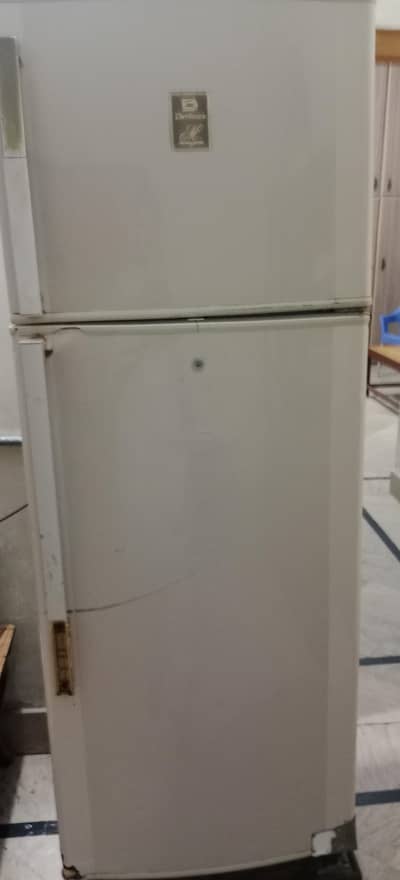 Dawlance Full Size Refrigerator – Excellent Condition