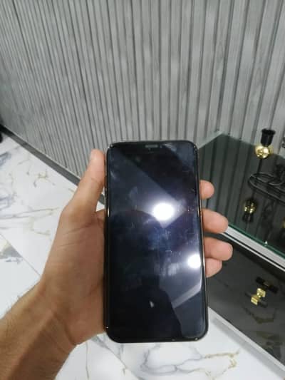 IPHONE 11 PRO