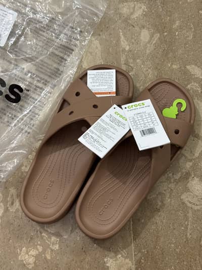Brand New Crocs (Selling due to size issue)
