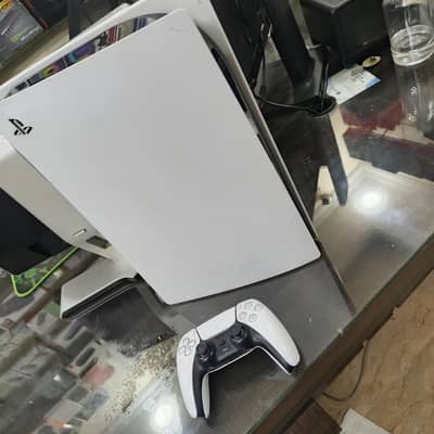 Ps5 Fat 1200 series 10/9 conditions with Box