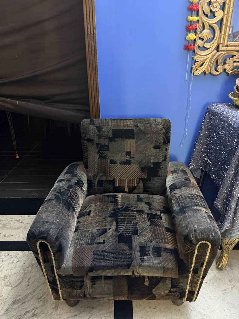 Single Seater Two sofas 1