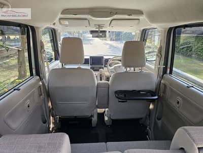 Suzuki Spacia 660 Cc Hybrid 21/23 Brand New Like