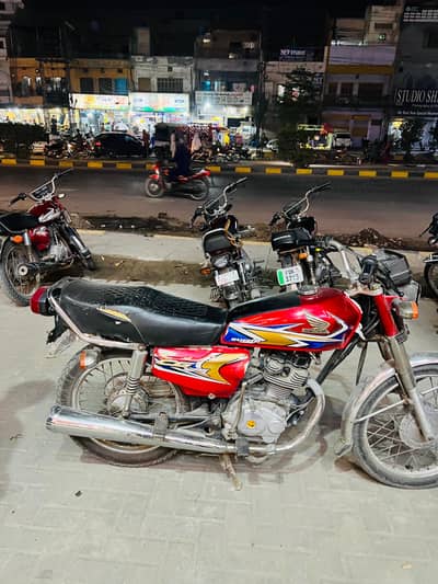 Honda 125 20 model all ok