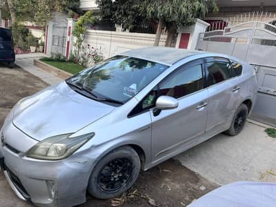 Toyota Prius SLED 2012/16 Family Driven 1st Owner