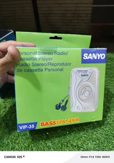 Sanyo VIP-35 Vintage Portable Stereo Radio Cassete Player brand new UK