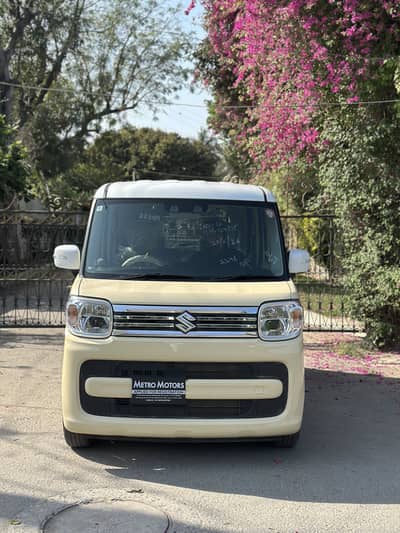 Suzuki spacia hybrid