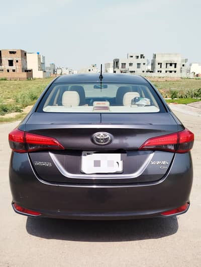 Yaris gli MT b2b gen1