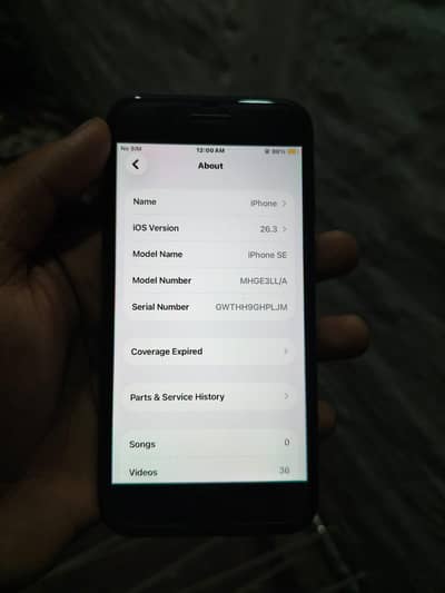 BUHUT ACHA PHONE HA HAR CHEEZ ORIGINAL HA BOX BHI HA