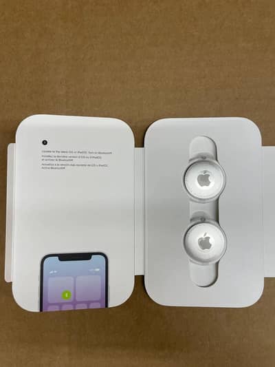 Apple AirTag 2-Pack Air Tag - Brand New /Apple AirTag 4 Pack